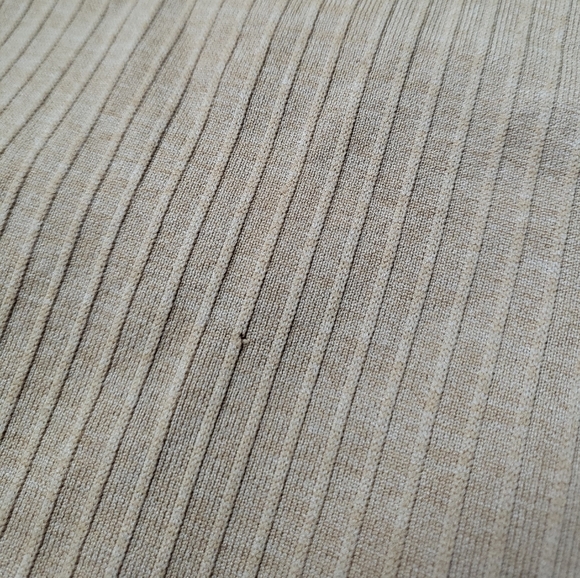 Lululemon tank - Picture 7 of 7